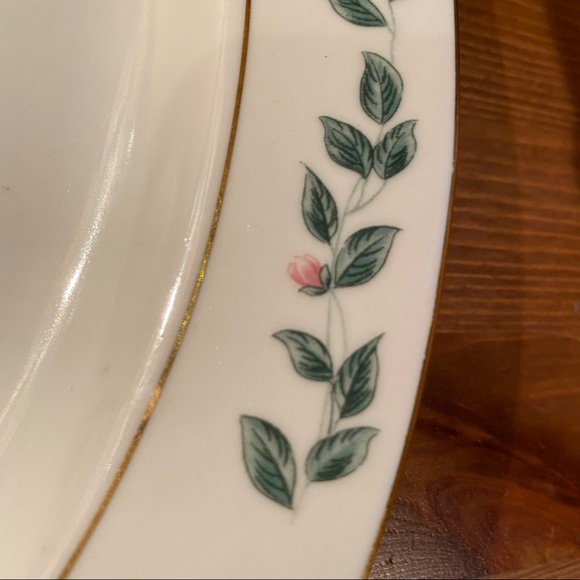 Lynns Fine China Oval Serving Platter ESABETH Pink Rosebud - Picture 2 of 5